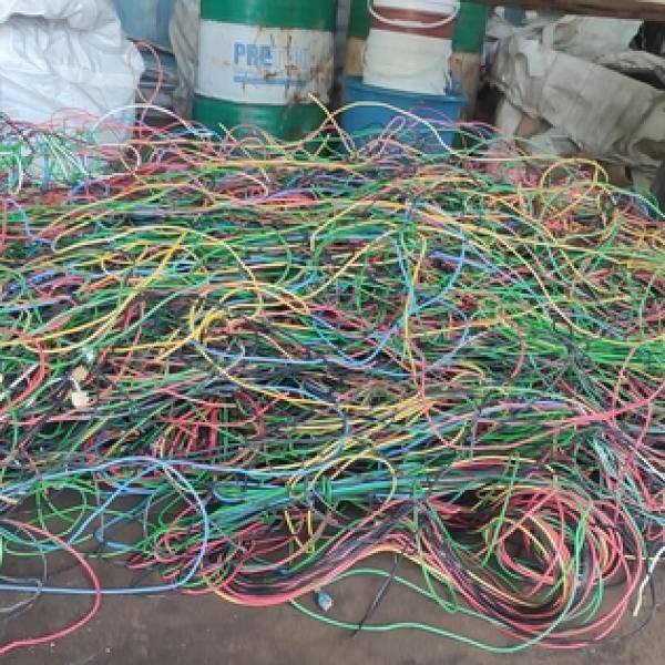 Cable / Wire 2