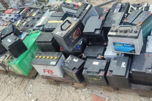 Lead - Acid Battery 1