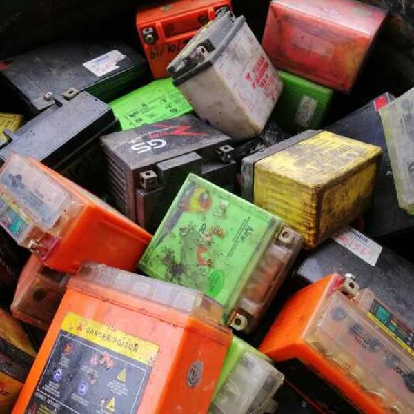 Lead - Acid Battery 3